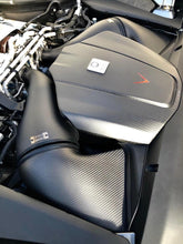 Load image into Gallery viewer, Eventuri Mercedes AMG GT Carbon Intake + Engine Cover