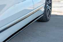 Load image into Gallery viewer, Maxton Design Side Skirt Diffusers Audi Q8 S-Line
