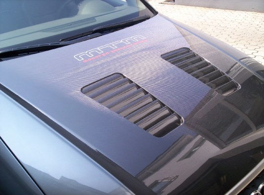 Front hood AUDI A4B7/S4/RS4 full visibility carbon incl. air outlet